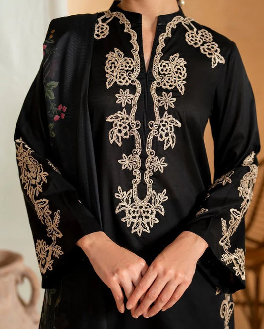 Iznik Dhanak 3 PC Heavy embroidery
